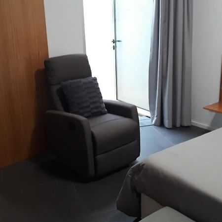 Angra Downtown Apartment Angra do Heroísmo Екстериор снимка