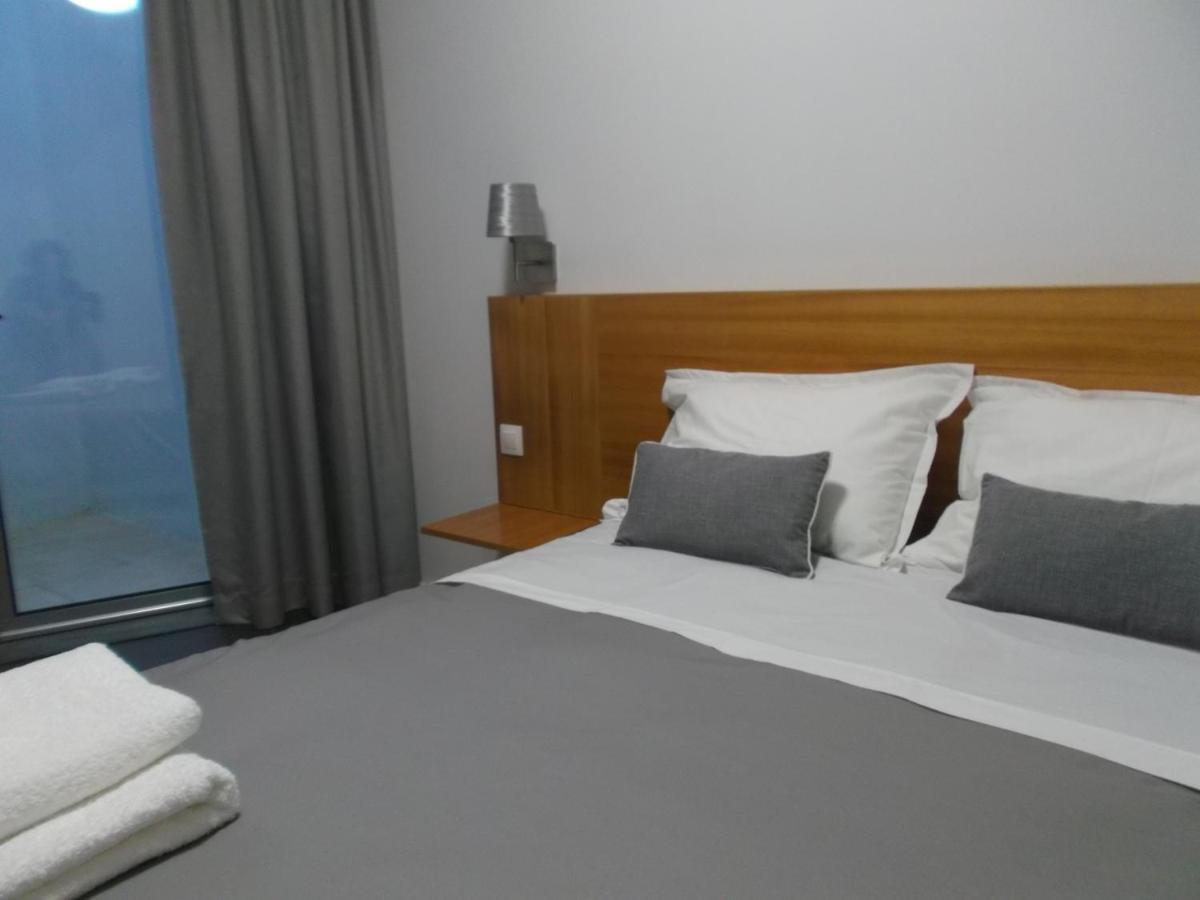 Angra Downtown Apartment Angra do Heroísmo Екстериор снимка